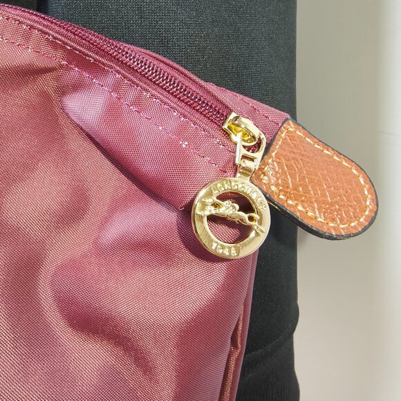 Longchamp Women’s Le Pliage Medium Top Handle Nylon Tote Plum - Picture 4 of 8